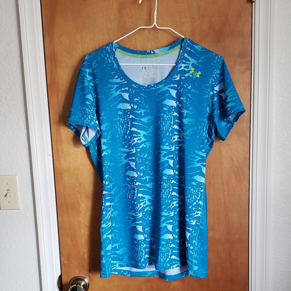Like new Under armour fitted heat gear